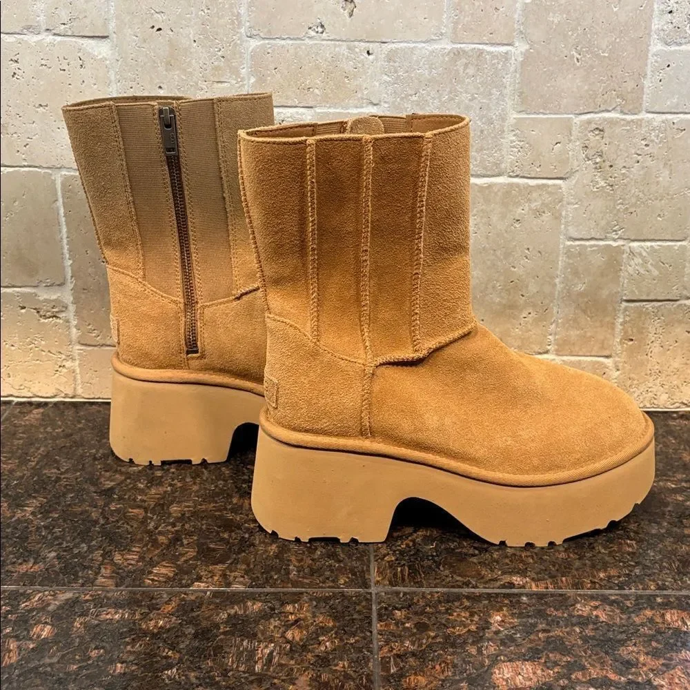 UGG Women's Chestnut Classic Short New Heights Boot Bootie New